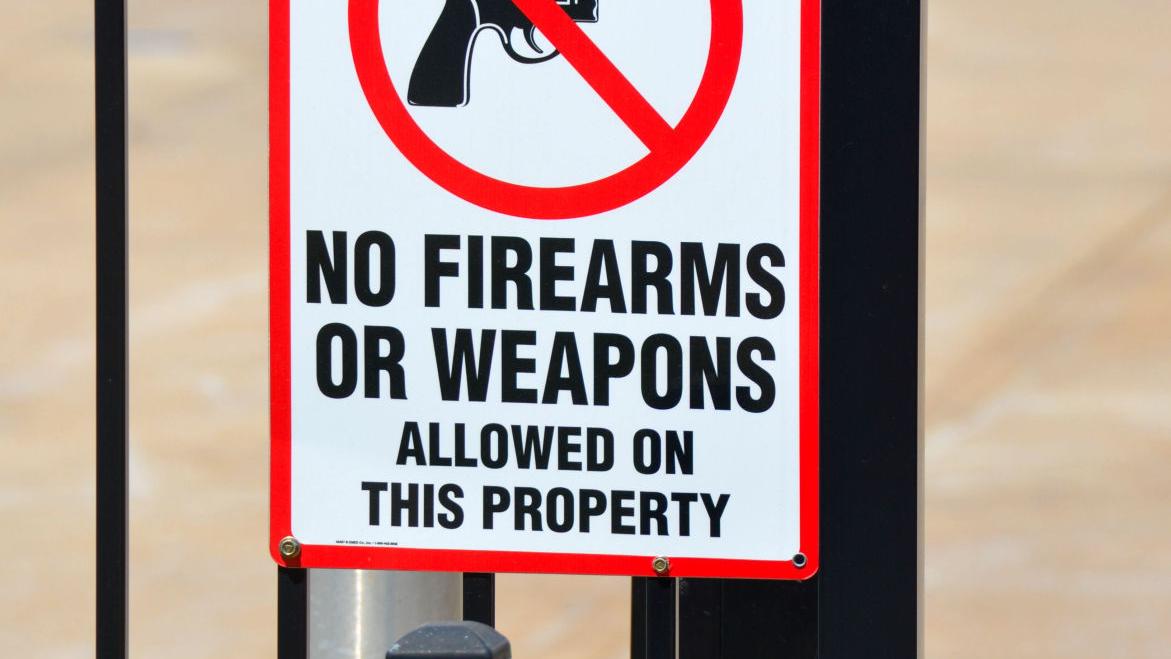 Law prohibiting deadly weapons on school grounds isn't too vague, court rules